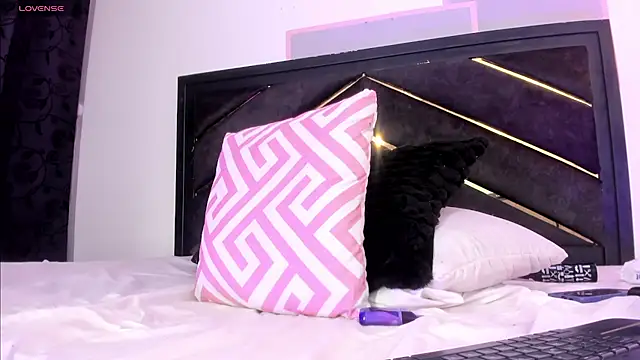 april_jones05 webcam