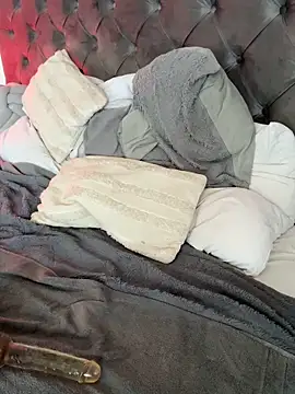 ellamae (F young) - Last Tipp wins mistery Video🔥