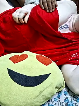 Indian_Coupl3 webcam