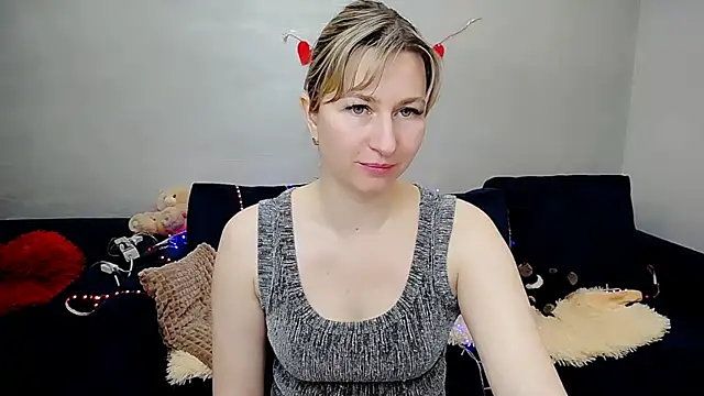 Incredible_Ariela webcam