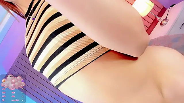 Camille_deluxe webcam