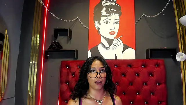 CherryStevanss webcam