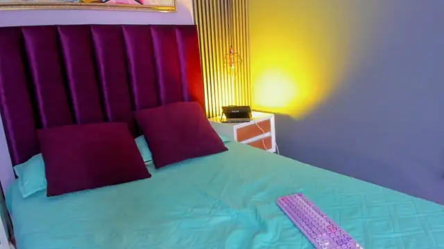 LauraAristizabal webcam