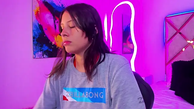 nenaarisk - Nenaarisk's free webcam - UK Sex Cams