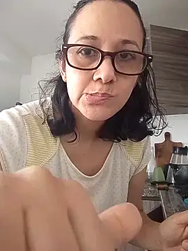 nicolle_milf1978 webcam