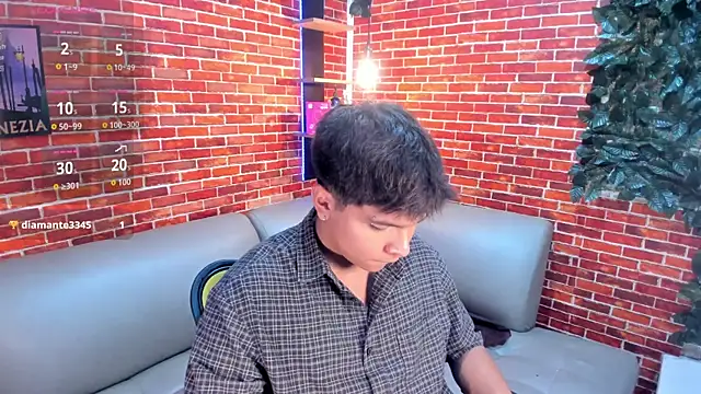 Thiago_Kozak live sex cam