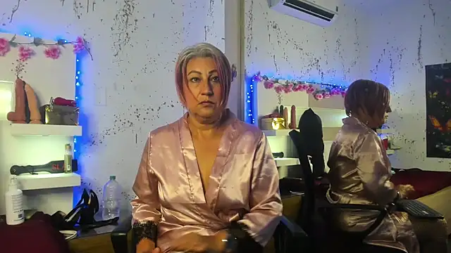 jaddewalker (F mature) - sexy dance