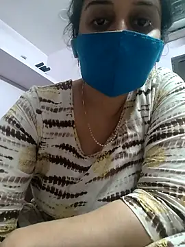 tamil_shalini (F young) - Lips