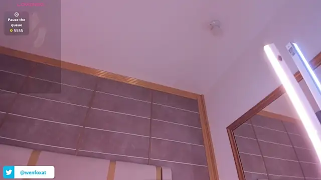 wenfox (F young) - Rub pussy ass view close up 🤤🥰