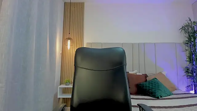 Victoria_Rosee webcam