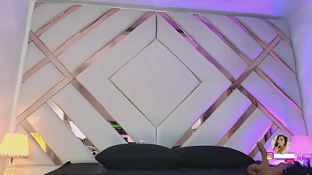 Noa_butterfly_ webcam