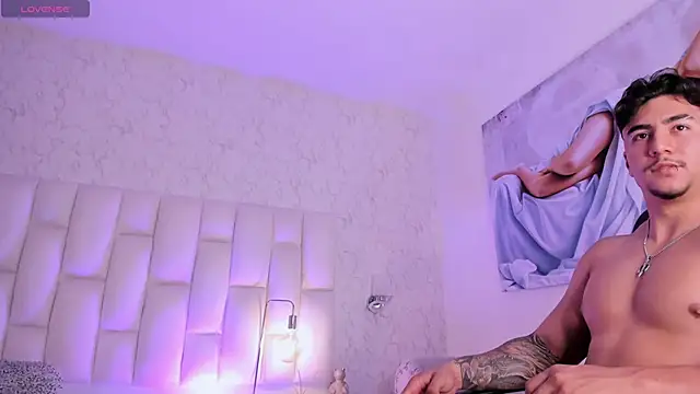 zane_cruz (M young) - spit and make my cock hard