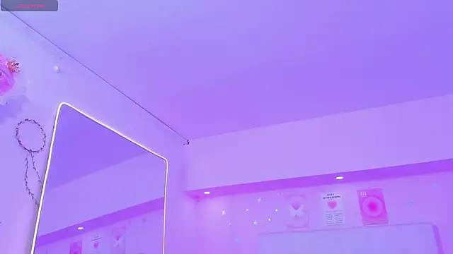 ScarlettDreamss7's room