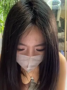 美女feifei-love在线直播