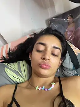 leilani_X webcam
