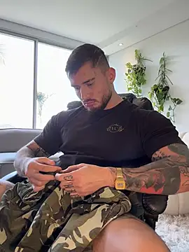 dimitrisullivan_ (M young) - oil me up and flex