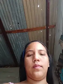 Freyja_BrattyDom webcam