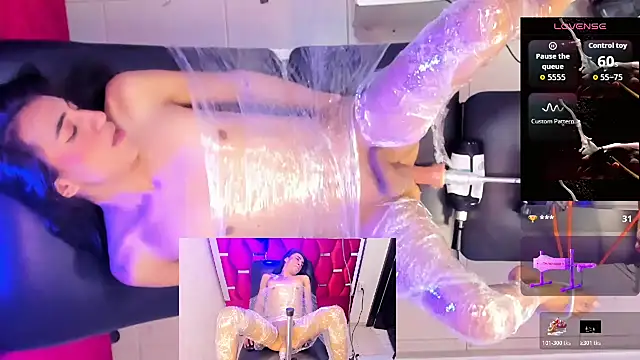 VALERIAQUEENTS__ webcam