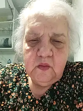 HapinessLovee webcam