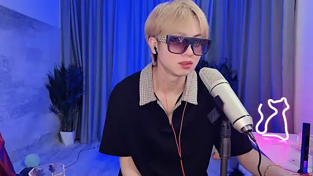 hafabva (M twink) - 性感小舞蹈Sexy little dance