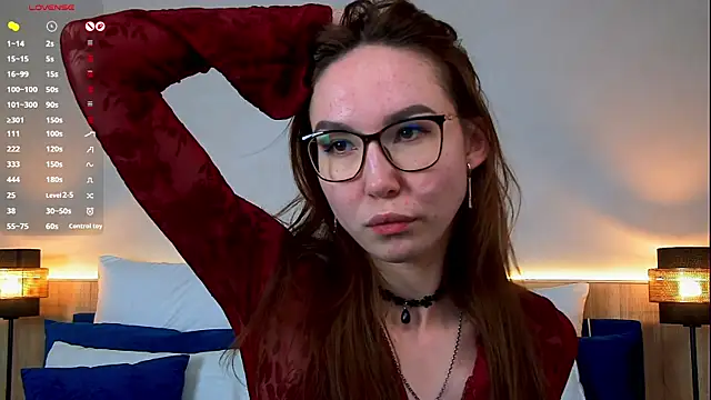 EmilyGray__ webcam