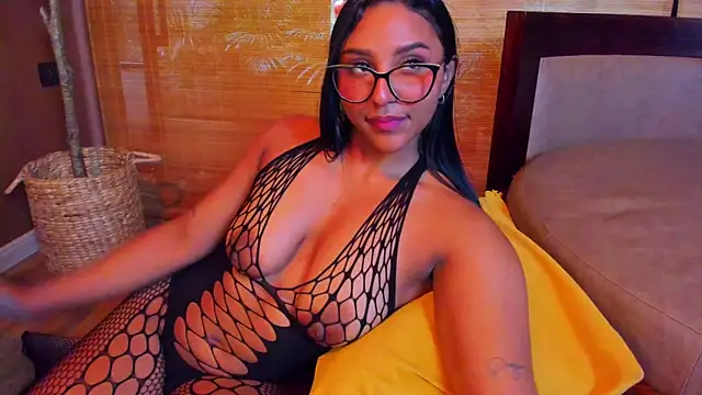 Victoria_Gonzalez webcam