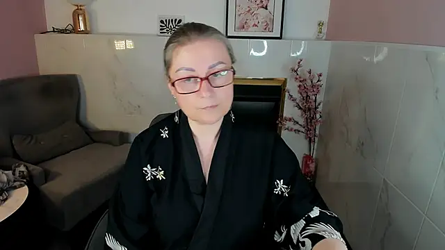 Alexandra_Kind webcam