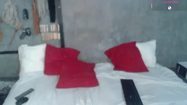 IsabelCristine webcam