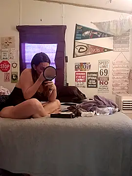 snowbird1117 - Snowbird1117's free webcam - UK Sex Cams