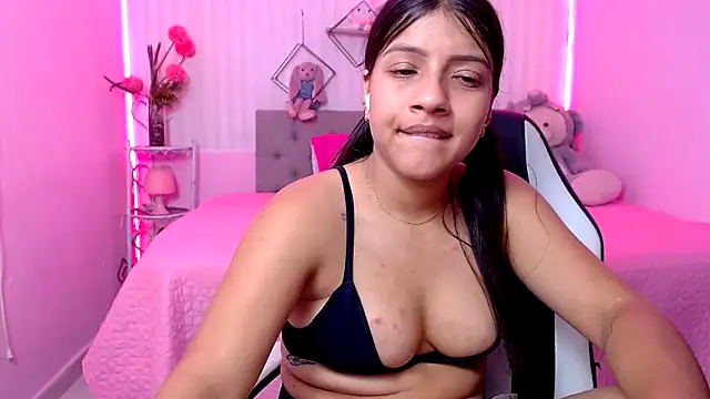 zara_cute webcam