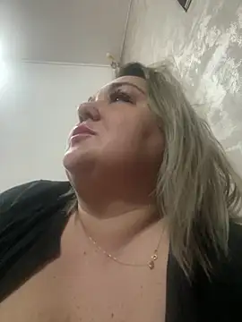 mikyvesela - MikyVesela's free webcam - UK Sex Cams