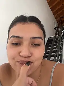 miicbebita (F teen) - Flash pussy