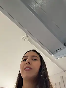 LittleDoll___ from StripChat is Freechat