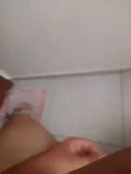 jhondivulga18 - Jhondivulga18's free webcam - UK Sex Cams