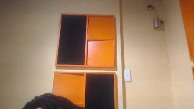 AssSeductress43 webcam