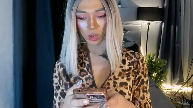 TsBlackHORSECOCKcalix webcam