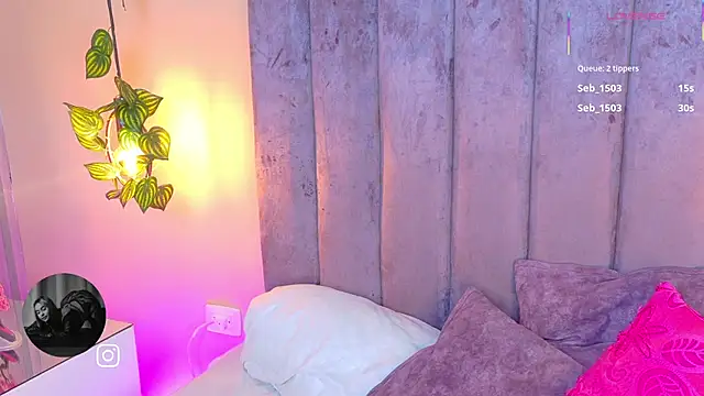 angelicaa_garcia webcam