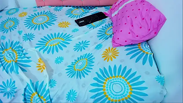 Celeste_Archer webcam