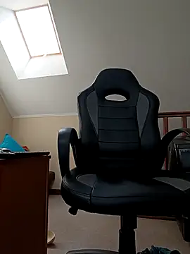 Andrex_Leather webcam