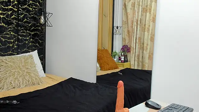 LucianaValdez webcam