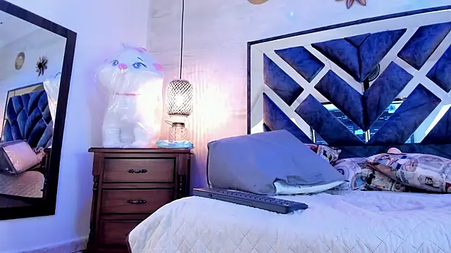 annie_vega17_ webcam