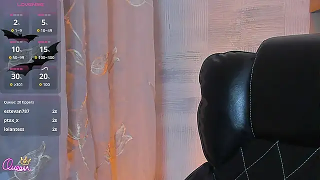 AliceStevens_ webcam