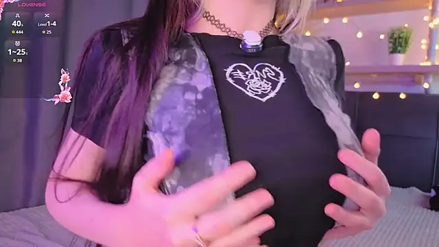 TristaRoht - Live Cams