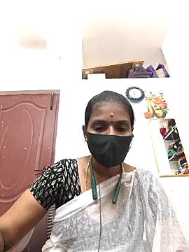 Tamil_Yalini12 webcam