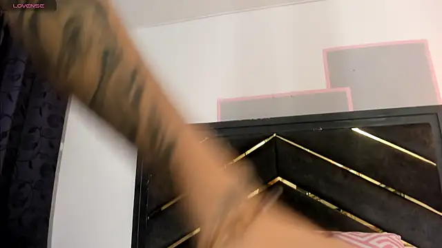 april_jones05 webcam