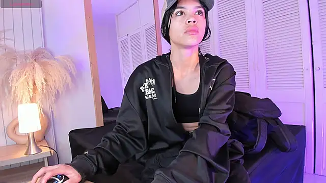 ALICESANDOVAL webcam