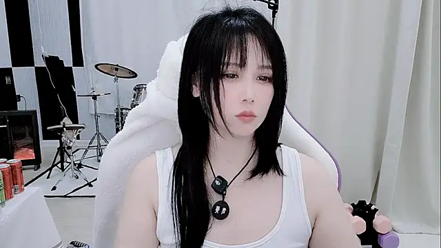 Evangelin-e live sex cam