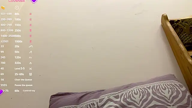 Viktoria_Vibes webcam