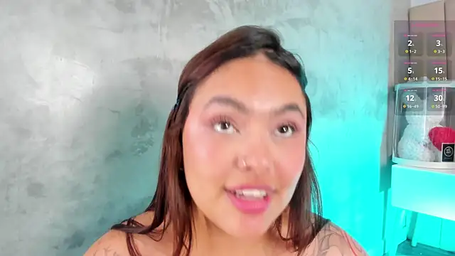 spicymonroe - Spicymonroe's free webcam - UK Sex Cams