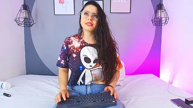 sarita_duque - Sarita_duque's free webcam - UK Sex Cams